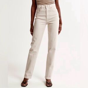 Abercrombie & Fitch Ultra High Rise Curve Love 90s Straight Jean